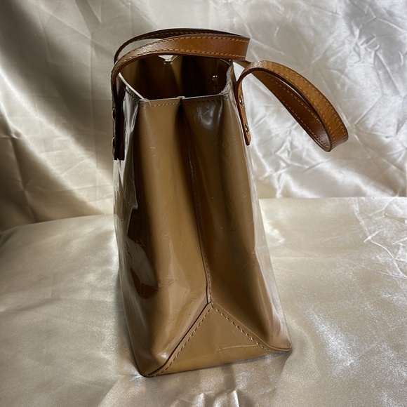 Louis Vuitton Y2K Mini Vernis Patent Gold Monogram Tote Bag - Picture 3 of 11